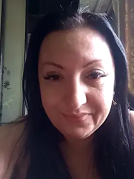 Snapshot of Veronica-Celie chatting on 11-21-25, 09:30 Veronica-Celie online show from 11-21-25, 09:30