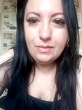 Snapshot of Veronica-Celie chatting on 11-23-25, 09:31 Veronica-Celie online show from 11-23-25, 09:31