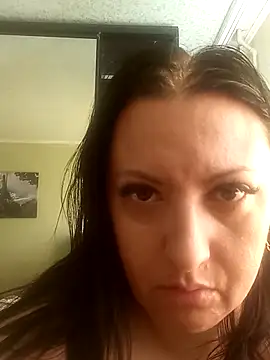 Snapshot of Veronica-Celie chatting on 11-25-25, 07:19 Veronica-Celie online show from 11-25-25, 07:19