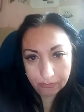 Snapshot of Veronica-Celie chatting on 02-18-26, 10:00 Veronica-Celie online show from 02-18-26, 10:00