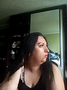 Snapshot of Veronica-Celie chatting on 05-23-26, 06:51 Veronica-Celie online show from 05-23-26, 06:51