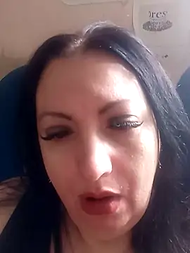 Snapshot of Veronica-Celie chatting on 06-01-26, 07:43 Veronica-Celie online show from 06-01-26, 07:43