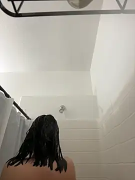 Snapshot of AlyssiaAmoreXO chatting on 12-05-25, 04:25 AlyssiaAmoreXO online show from 12-05-25, 04:25