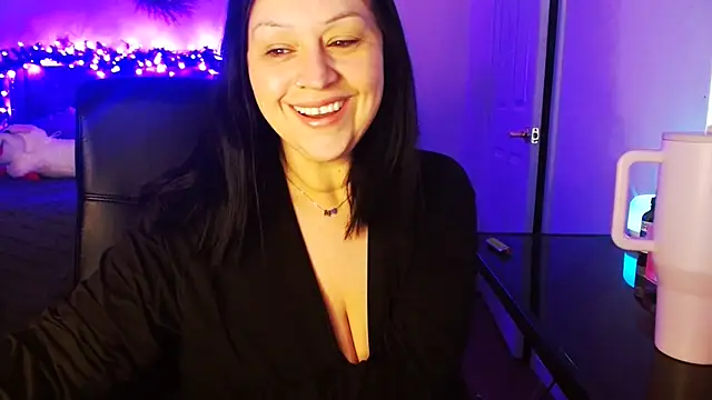 Snapshot of AlyssiaAmoreXO chatting on 03-09-26, 02:43 AlyssiaAmoreXO online show from 03-09-26, 02:43