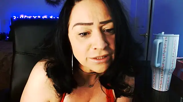 AlyssiaAmoreXO online show from 05-26-26, 10:17