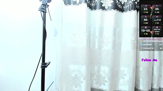 Camcrush   online show from 02-12-25, 10:37