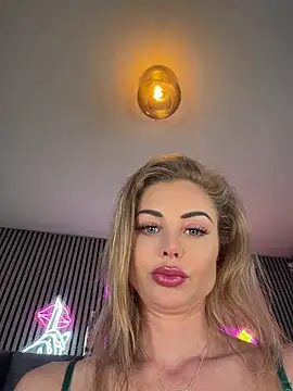 MilaMaaay online show from 06-16-26, 05:37