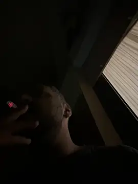 Snapshot of Dikkiduohottt chatting on 02-07-25, 03:12 Dikkiduohottt online show from 02-07-25, 03:12