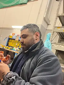 Snapshot of Dikkiduohottt chatting on 02-07-25, 06:24 Dikkiduohottt online show from 02-07-25, 06:24