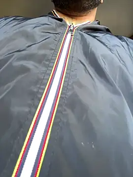 Snapshot of Dikkiduohottt chatting on 10-07-25, 11:40 Dikkiduohottt online show from 10-07-25, 11:40