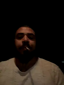 Snapshot of Dikkiduohottt chatting on 10-09-25, 06:17 Dikkiduohottt online show from 10-09-25, 06:17