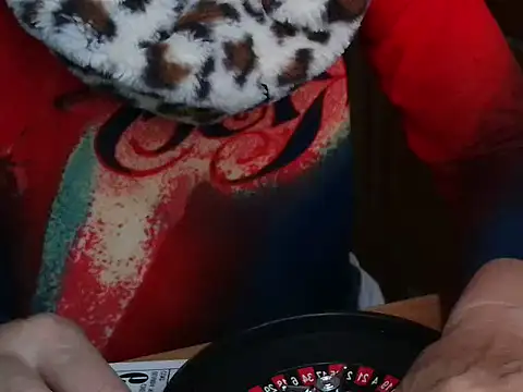 VeneRed online show from 10-07-25, 06:21