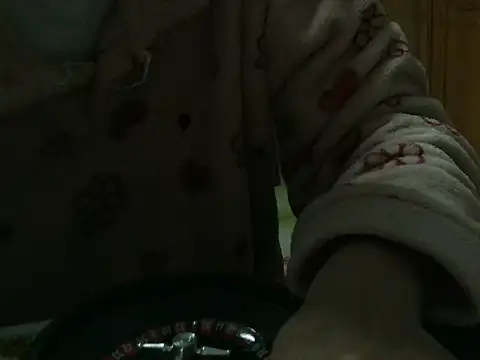 VeneRed online show from 10-15-25, 04:40