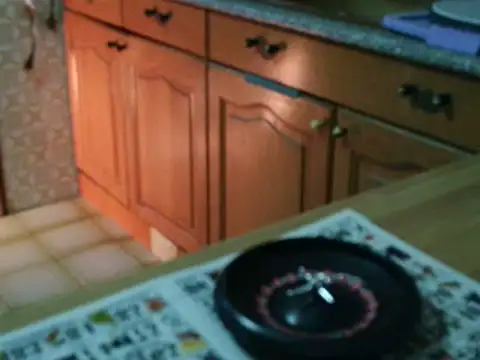 VeneRed online show from 11-19-25, 06:30