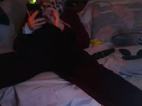 VeneRed online show from 11-28-25, 07:05