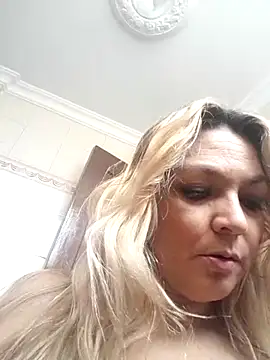 MalorySweet online show from 03-14-25, 06:18