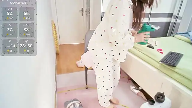 Snapshot of CN-Shanshan chatting on 01-13-26, 07:02 CN-Shanshan online show from 01-13-26, 07:02