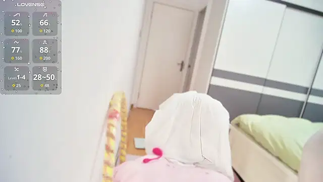 Snapshot of CN-Shanshan chatting on 03-02-26, 12:46 CN-Shanshan online show from 03-02-26, 12:46