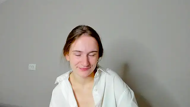 L1ittle kitty  online show from 09-29-25, 06:18