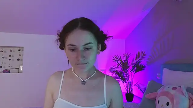 Snapshot of L1ittle_kitty_ chatting on 06-29-26, 05:35 L1ittle kitty online show from 06-29-26, 05:35