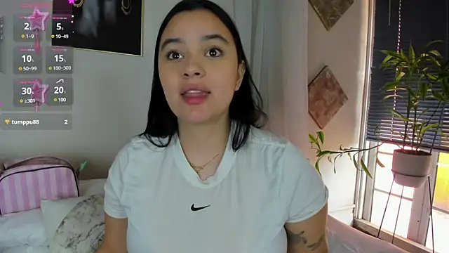 Snapshot of Cristal_Cutte chatting on 12-04-24, 12:25 Cristal Cutte online show from 12-04-24, 12:25