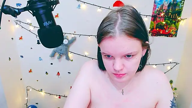 Snapshot of DivaMarisa chatting on 12-20-24, 08:06 DivaMarisa online show from 12-20-24, 08:06
