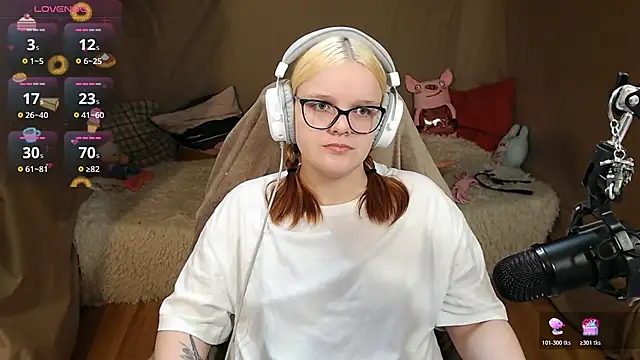 DivaMarisa online show from 11-23-25, 07:08