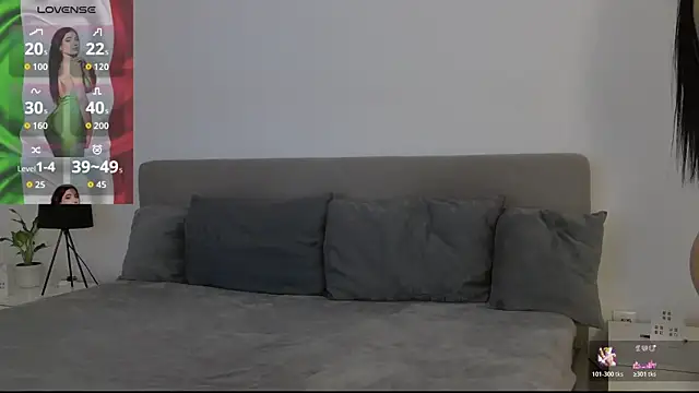 AllisonSky online show from 11-07-25, 01:44