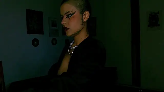 Snapshot of alex_one888 chatting on 01-05-26, 10:24 alex one888 online show from 01-05-26, 10:24