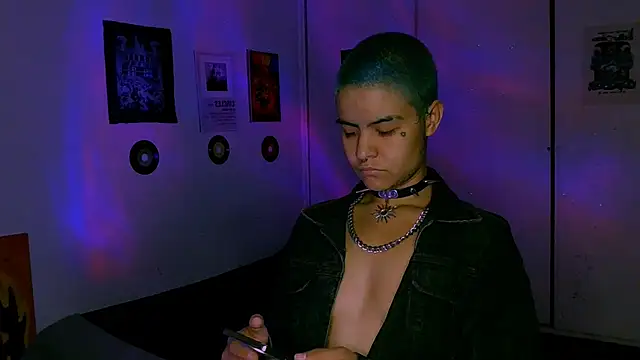 Snapshot of alex_one888 chatting on 01-13-26, 11:43 alex one888 online show from 01-13-26, 11:43