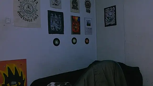 Snapshot of alex_one888 chatting on 03-03-26, 11:43 alex one888 online show from 03-03-26, 11:43