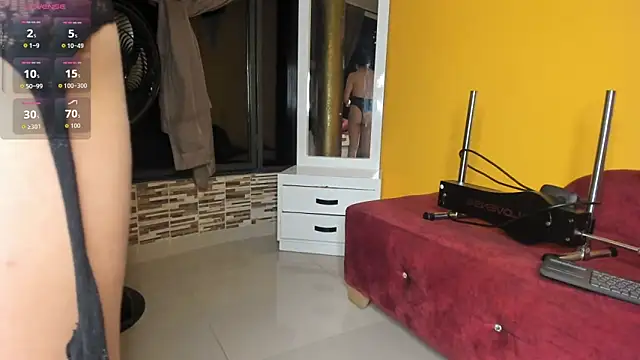 Snapshot of valeria_hurtado chatting on 10-29-25, 03:20 valeria hurtado online show from 10-29-25, 03:20