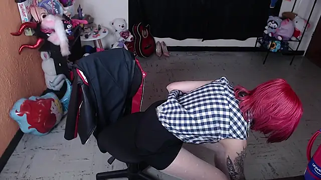 MissMiia2 online show from 02-13-25, 03:46