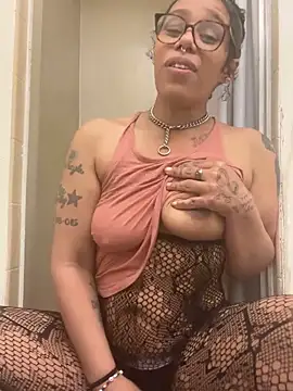 Princess Desirae online show from 05-12-26, 06:21