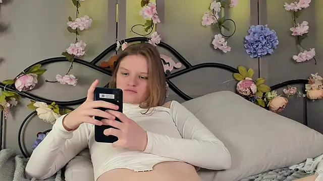 LilianSwall online show from 12-01-24, 07:36