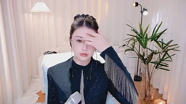 Snapshot of Daisy7_11 chatting on 01-07-26, 01:13 Daisy7 11 online show from 01-07-26, 01:13