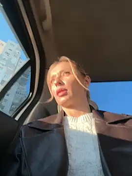 Snapshot of Diamond_Bunny_ chatting on 01-16-26, 01:59 Diamond Bunny online show from 01-16-26, 01:59