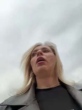 Snapshot of Diamond_Bunny_ chatting on 02-16-26, 03:19 Diamond Bunny online show from 02-16-26, 03:19