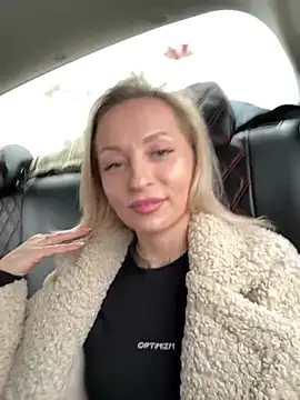 Snapshot of Diamond_Bunny_ chatting on 02-27-26, 01:22 Diamond Bunny online show from 02-27-26, 01:22