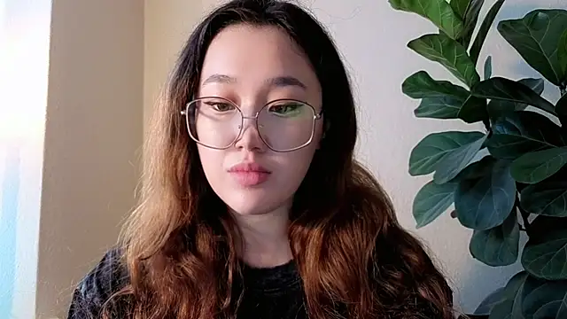 Snapshot of Jennatyan chatting on 07-23-26, 05:05 Jennatyan online show from 07-23-26, 05:05