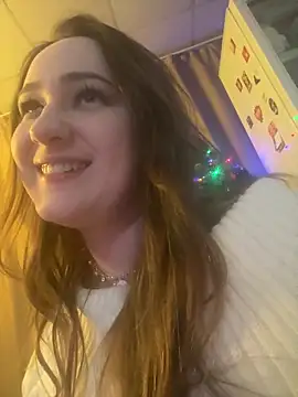 Emma B1uem online show from 12-24-24, 12:22