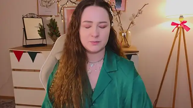 Emma B1uem online show from 01-02-25, 09:39