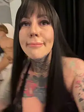 Snapshot of krysstal003 chatting on 03-05-26, 08:16 krysstal003 online show from 03-05-26, 08:16