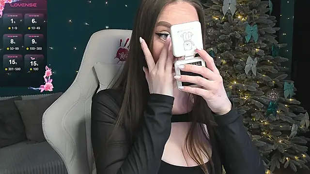 Snapshot of katie_taylorr chatting on 02-03-25, 10:21 katie taylorr online show from 02-03-25, 10:21