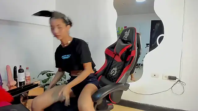 Milanxht online show from 01-18-25, 09:55