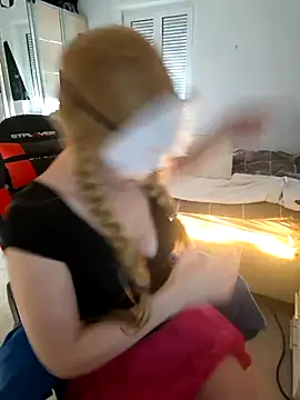 Hexe12346 online show from 03-09-26, 06:28