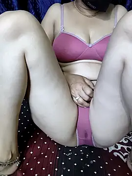 kaveerpooja947 online show from 03-12-26, 10:38