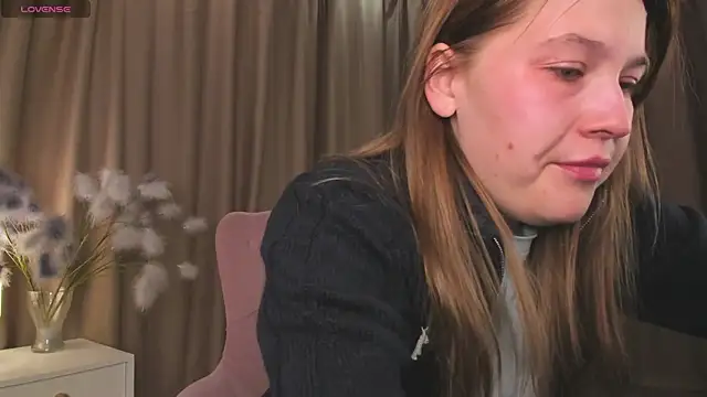 Snapshot of Colleen_Blake chatting on 11-12-25, 09:21 Colleen Blake online show from 11-12-25, 09:21