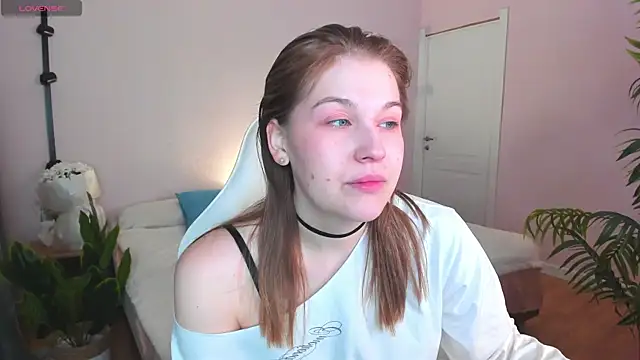 Snapshot of Colleen_Blake chatting on 02-17-26, 05:08 Colleen Blake online show from 02-17-26, 05:08