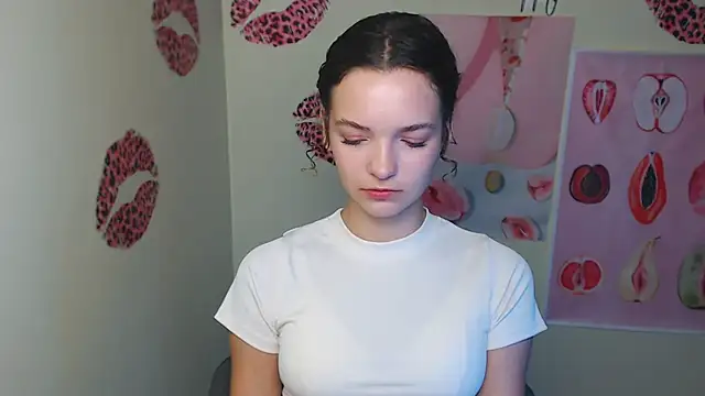  SusieSu  online show from 09-11-25, 06:46